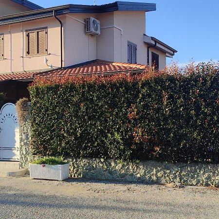 Villetta Aurora Villaggio Porto Ada A 2 Passi Dal Mare Pizzo  Dış mekan fotoğraf