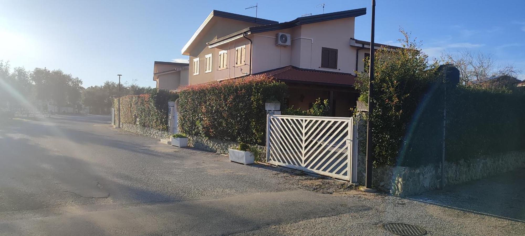 Villetta Aurora Villaggio Porto Ada A 2 Passi Dal Mare Pizzo  Dış mekan fotoğraf